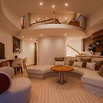 Luxury Floating -