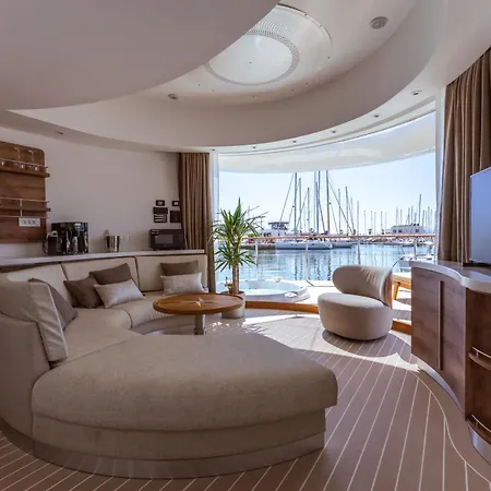 Botel Luxury Floating - Split