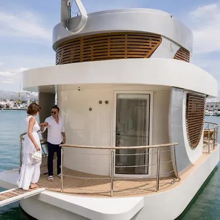 Luxury Floating - Split