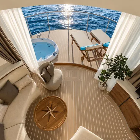 Luxury Floating - * 斯普利特