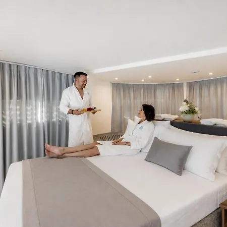 Luxury Floating - 船屋