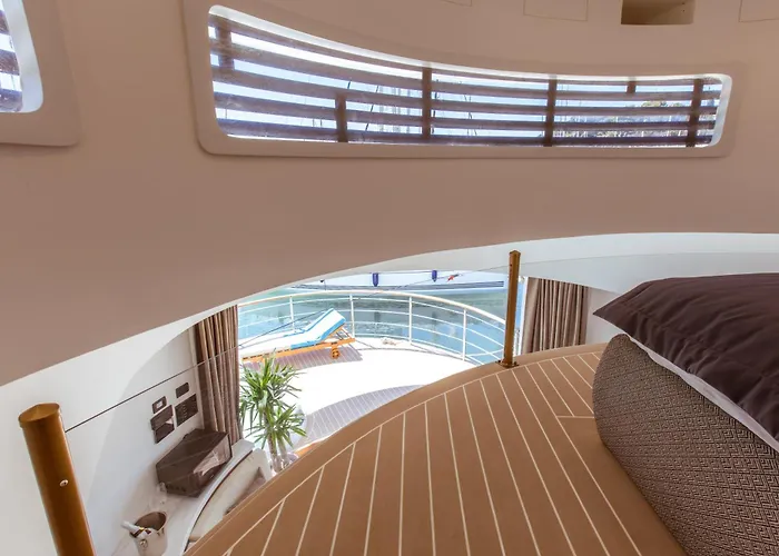 Luxury Floating - Ботель